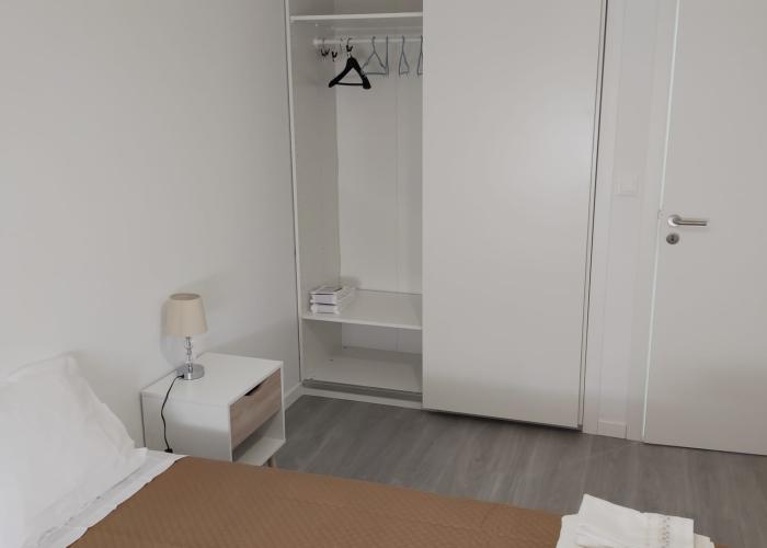 Quarto com Guarda roupas Quarto com Guarda roupas