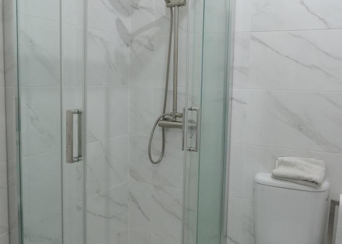 Casa de banho 1 / bathroom 1