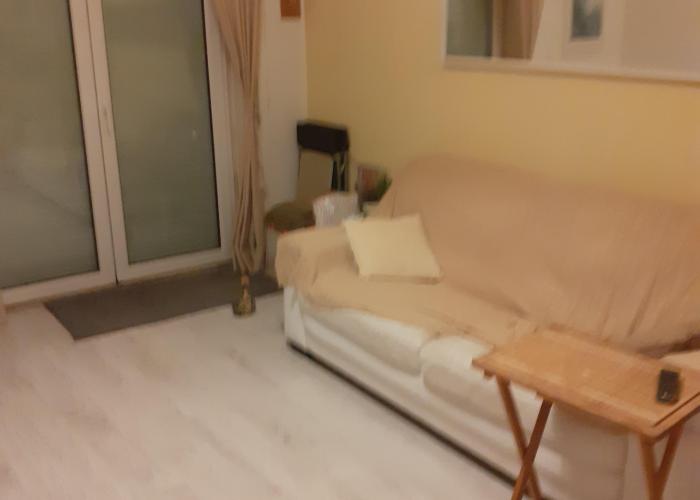 Sala, 2 sofás, mesa refeições 4 cadeiras, Tv Sala, 2 sofás, mesa refeições 4 cadeiras, Tv