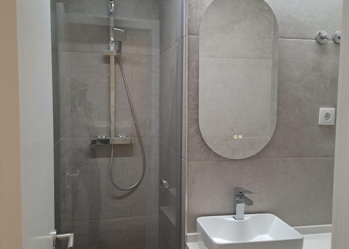 WC 1 WC 1