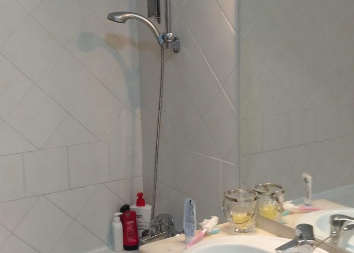 WC WC