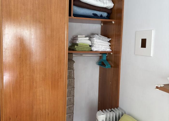 Roupeiro e roupa de cama e toalhas Roupeiro e roupa de cama e toalhas