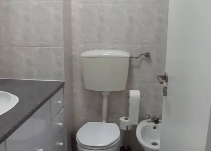 WC WC