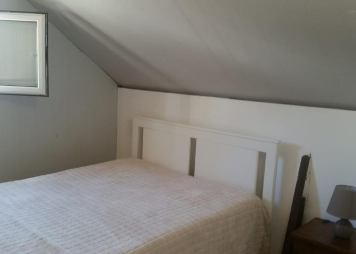Quarto com boa iluminação Quarto com boa iluminação