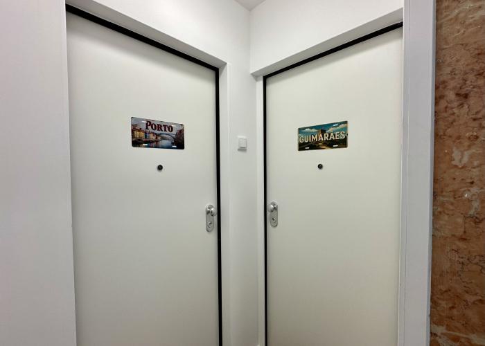 Porta dos apartamentos