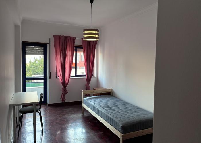 Quarto 2 / Room 2