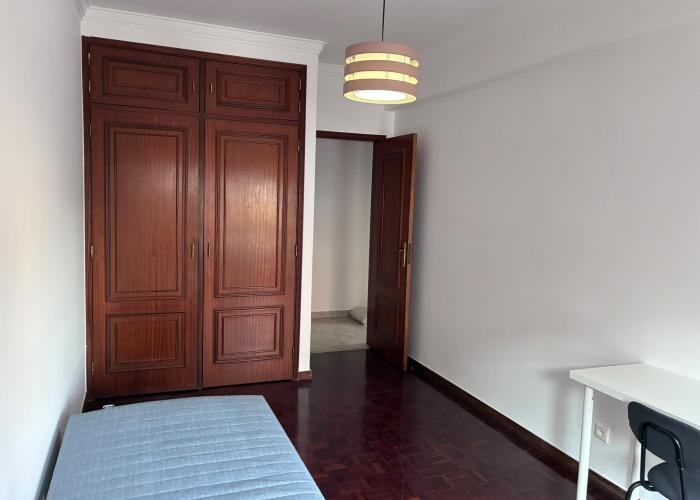 Quarto 2 / Room 2