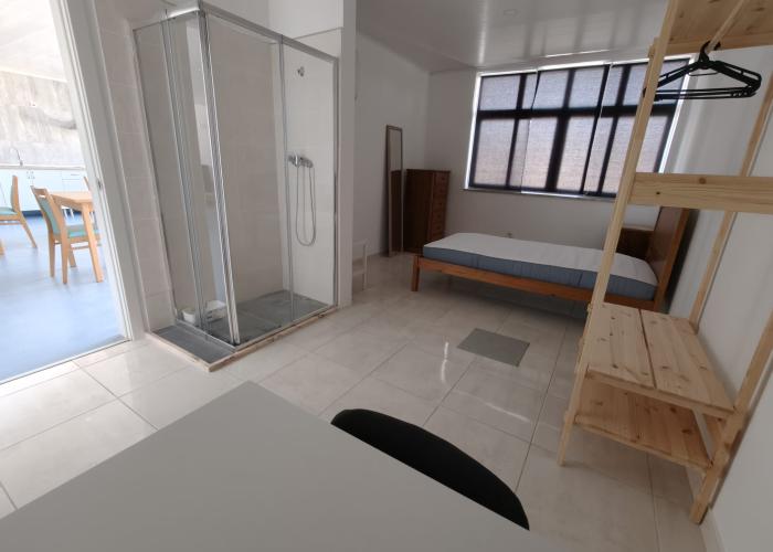 Quarto individual c/ duche