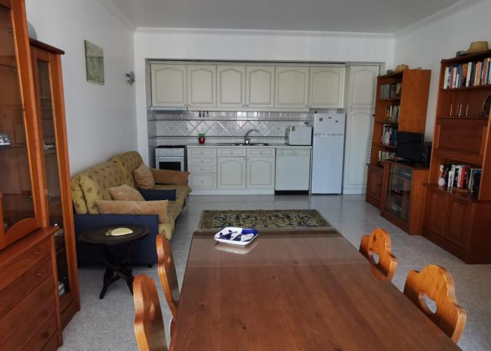 Sala com área de estar e Kitchenet Sala com área de estar e Kitchenet