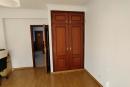 Quarto com roupeiro