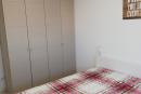 Quarto de casal, com roupeiro