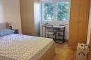 quarto 1 com roupeiro