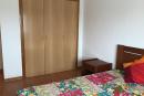 Quarto com roupeiro