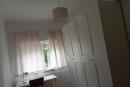 Quarto com cama individual