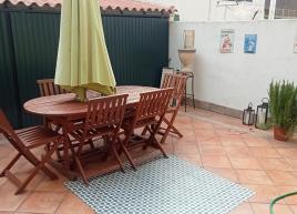 Terraço com esplanada 