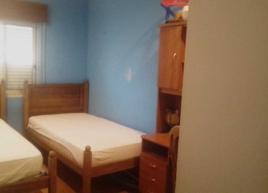 Quarto com duas camas