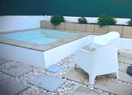 Mini-piscina de água para dias de calor!
