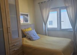 Quarto cama casal (possivel trocar 2 camas individuais)