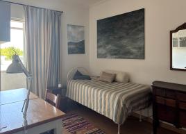 ROOM2 available