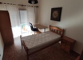 Quarto  em Costa de Caparica