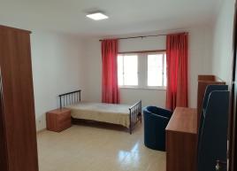 Quarto Grande 18m2, 360 Euros