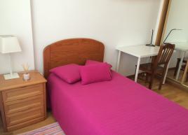 Quarto  em Almada