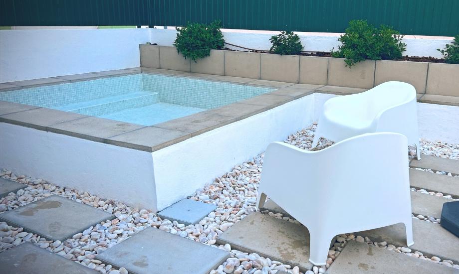 Mini-piscina de água para dias de calor!