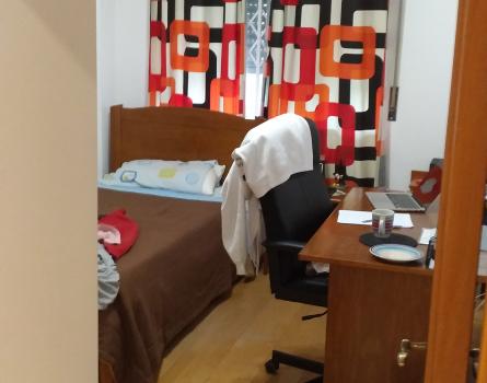 Medium Sized Room (240€)