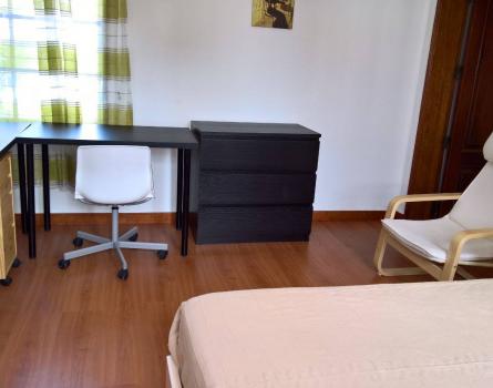 Quarto  em Caparica