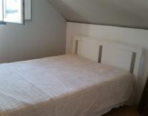 Quarto com boa iluminação 