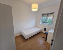 Quarto pequeno